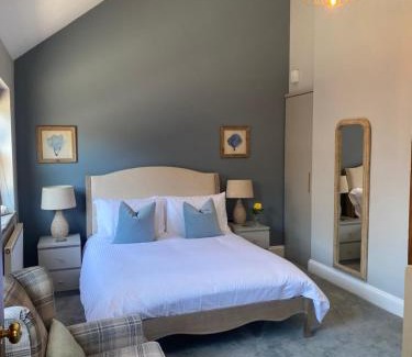 Woodborough House | The Red Lodge Annexe