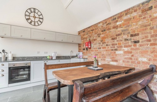 Blaisdon Cottage | The Red Rooster - UK44440