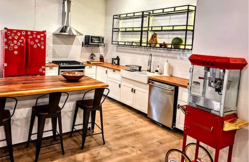 Redway House | The Redwood Retreat