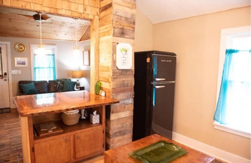 Shipman House | The Refuge at Laurel