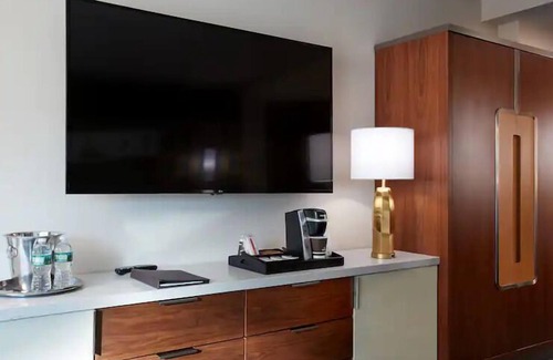 Central Park South Apartment | The Residences, a Hilton Club - Studio Penthouse