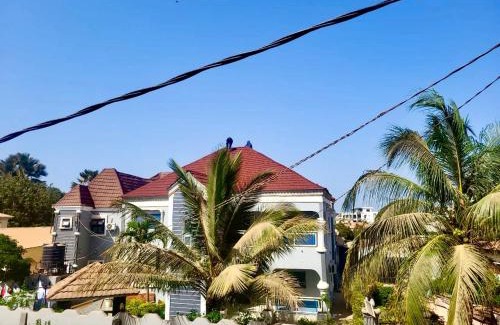 West Coast Division Apartment | The Retreat Apartments