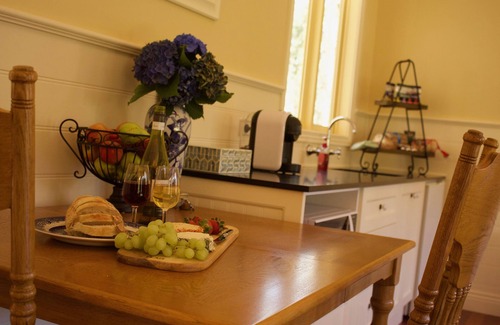 Ashbourne Cottage | The Retreat at Amryhouse