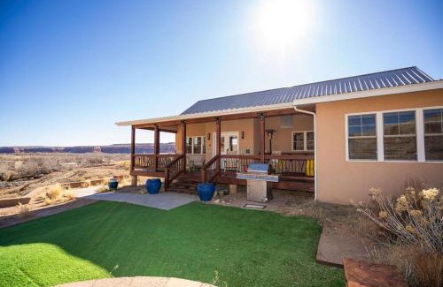 Bluff House | The Retreat at Calf Canyon