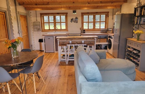 Aldborough Cabin | The Retreat Cabin in the woods