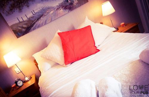 Clanfield Bed & Breakfast | The Rising Sun Inn