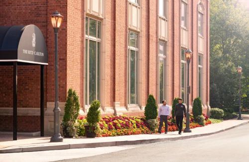 Clayton Hotel | The Ritz-Carlton, St. Louis