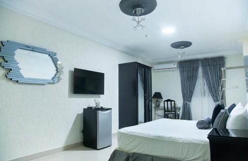 North Ridge Hotel | The Ritzz Exclusive Guest House