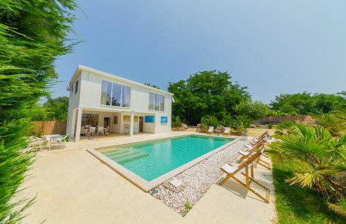 Pricelje Villa | The Rock Star's Villa with Private Pool and Beach