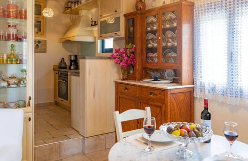 Sitia Cottage | The Rock & The Lemon Tree