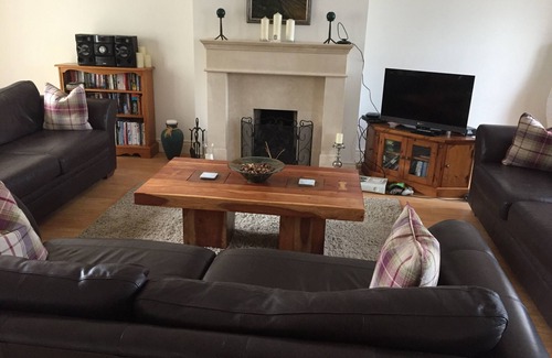 Crumlin Bed & Breakfast | The Rocks Bed & Breakfast