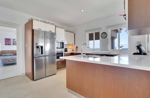 Playa Apartment | The Roman Penthouse with Stunning Sea View