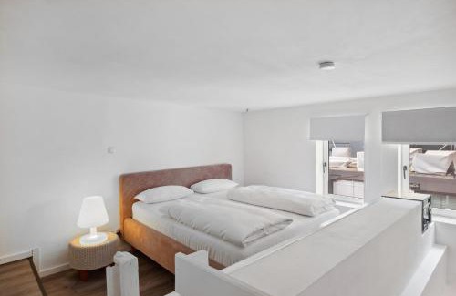 Hammerbrook Apartment | The Room 44