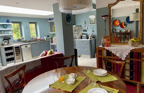 Salisbury Bed & Breakfast | The Room in the Garden