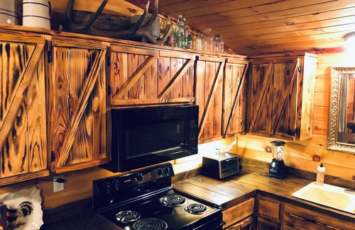 Compton Cabin | The Roost-Close to Buffalo River & Wilderness Rider