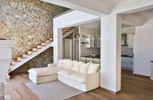 Sanza House | The Roots - Apartment 1