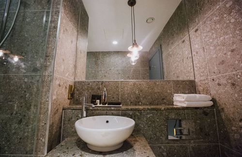 Ascot Hotel | The Royal Foresters