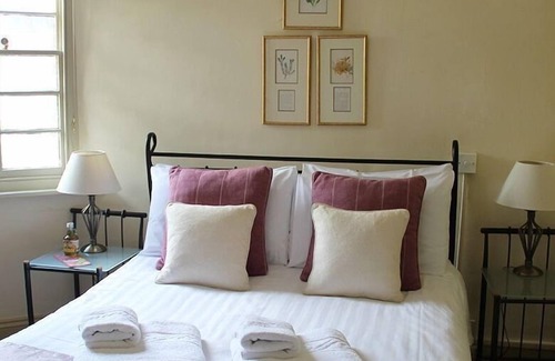 Lostwithiel Bed & Breakfast | The Royal Oak Inn