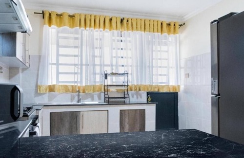 Kitengela Apartment | The Royal Residence : Twiga (Giraffe)