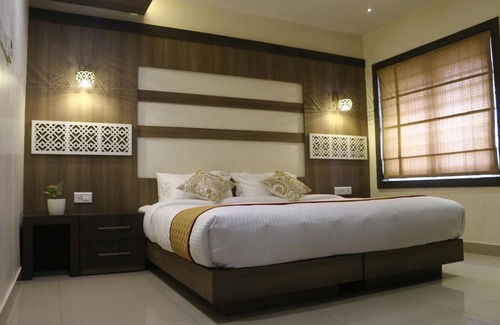 Kottakkal Hotel | The Rubis