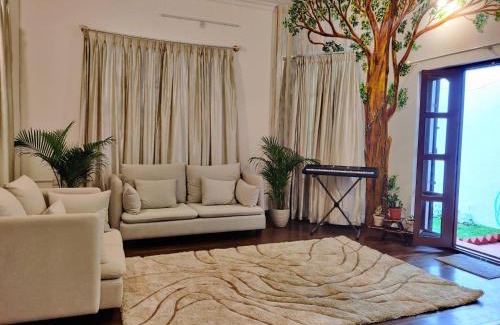 Koramangala House | The Rustic Manor - Homestay