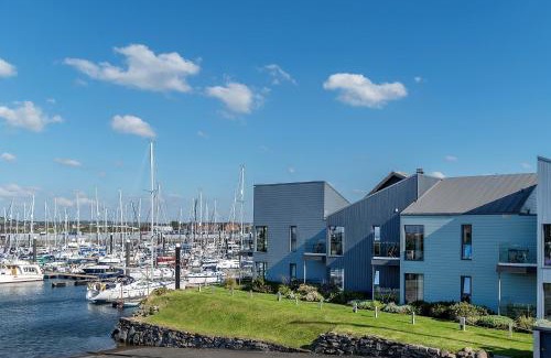 Troon Hotel | The Salt Lodge