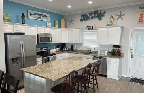 Corpus Christi House | "The Sandbar" 2 story Townhome Across the Street from the Beach!