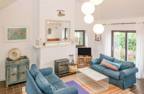Goleen Cottage | THE SCHOONER, family friendly, with open fire in Goleen, County Cork