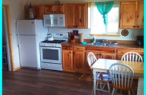 Homer House | THE SEA SHANTY - A HOMER SEASIDE COTTAGE