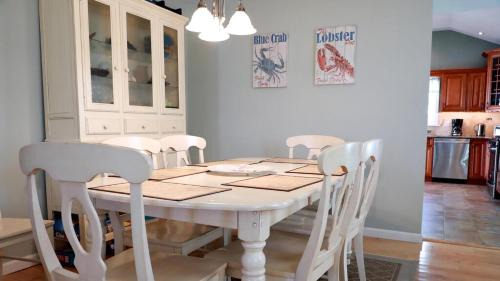 Village Green House | The Sea Turtle
