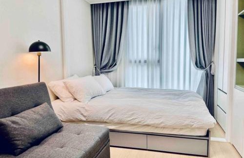 Jung-gu Apartment | THE SHARE Myeongdong High Floor & Free GYM #Subway station 3min #Myeongdong 10min