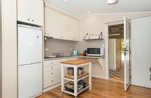 North Toowoomba House | "The Shed" in Historic Precinct walking distance to the City Center