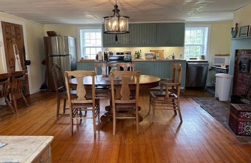 West Quaco House | The Shipbuilder's Cottage-Two Century Old Charm