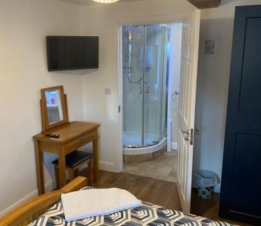 Bagillt House | The Shippon