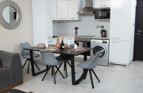 East Legon Apartment | THE SIGNATURE HOTEL Apartment