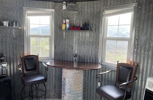 Collbran Apartment | The Silo - Unique guest room with great views