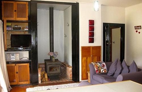 Rangataua House | The Ski House on Miharo - Rangataua Holiday Home