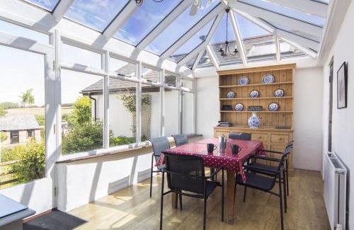 Tiverton House | The Smithy nr Huntsham