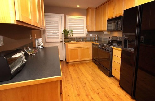 Freestone House | The Sonoma Cottage will be your home away from home, the perfect getaway spot!