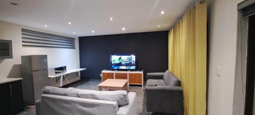 Greater Johannesburg Metropolitan Area Apartment | The Southern Views Unit 1 - Private - Stand alone