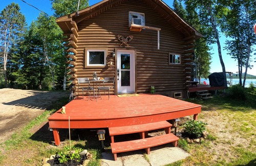 Notre-Dame-de-Pontmain House | The souvenir cottage