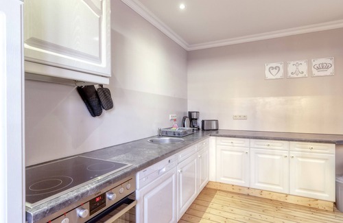 Neinstedt Apartment | The spacious vacation apartment for 9 people is ideal for excursions.
