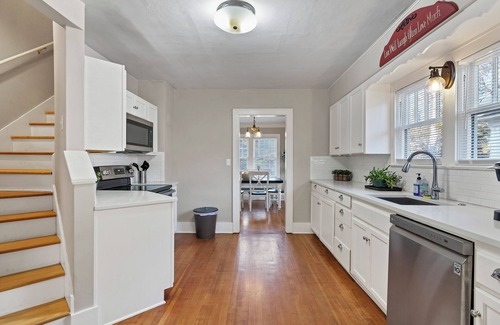 Northeast Neighbors House | The Spot! Close to everything