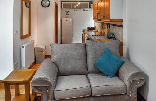 Mabe Burnthouse Cottage | The Stable Barn - UK46678