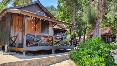 Tekek Hotel | The Station Tioman