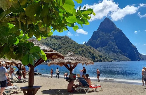 Soufriere Apartment | The Still Beach Resort-Room 5
