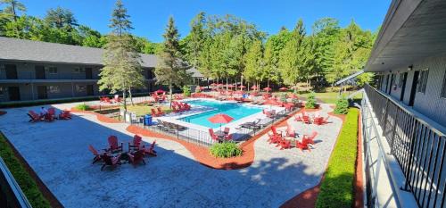 Lake George Resort | The Stone Gate Resort