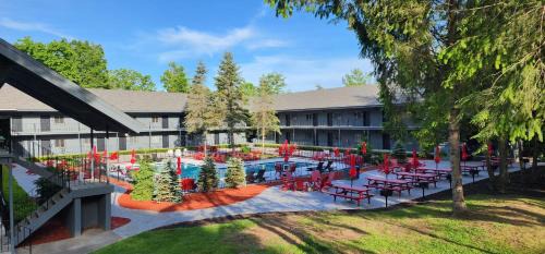 Lake George Resort | The Stone Gate Resort