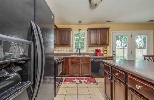 Fayetteville Apartment | The Strickland Stopover