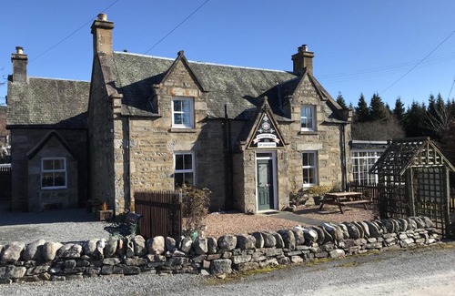 Calvine House | The Struan Inn Self Catering Lodge